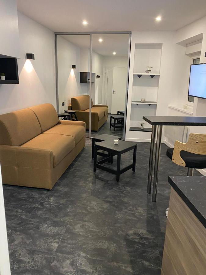 Studio En Hyper Centre De Dole Apartment Luaran gambar